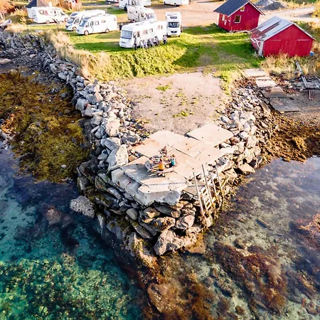 Camp Solbergfjord - Modern Sea Apartament Dyroya