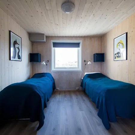 Camp Solbergfjord - Modern Sea * Dyroya