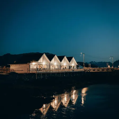 Camp Solbergfjord - Modern Sea