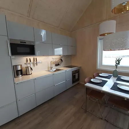 Camp Solbergfjord - Modern Sea Apartment *