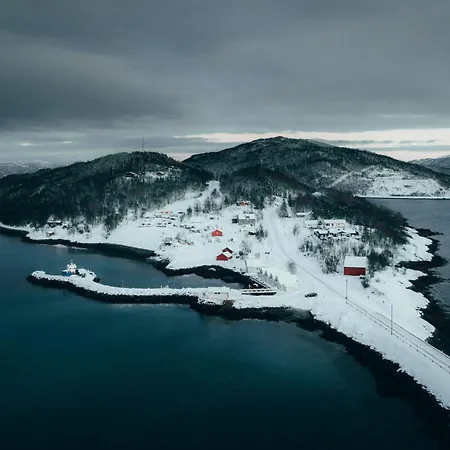 Camp Solbergfjord - Modern Sea